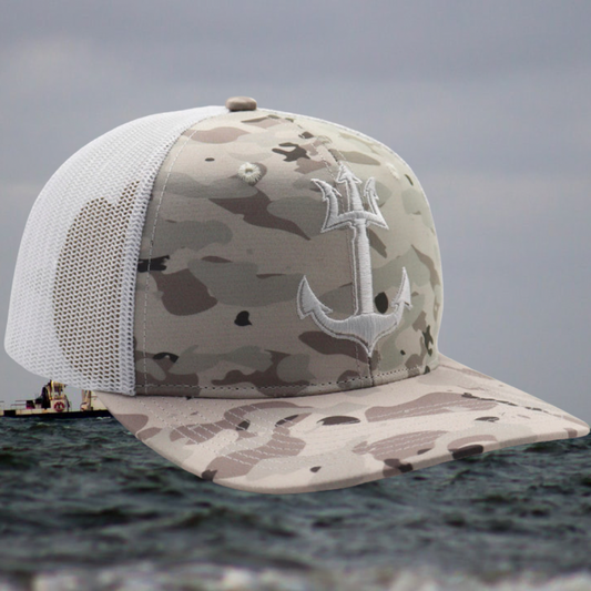 "LIGHT CAMO ON WHITE" Hat